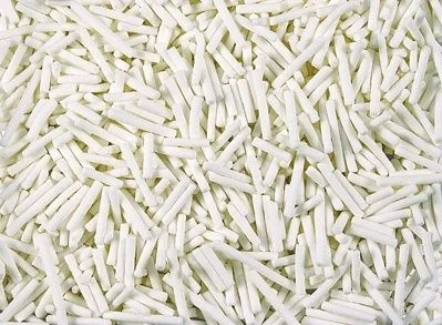 SLES coloured needles for detergent aesthetic enhancement